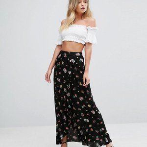 Forever 21  Boho Skirt NWT 🎀